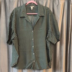 H&M Green and White Patterned Blouse